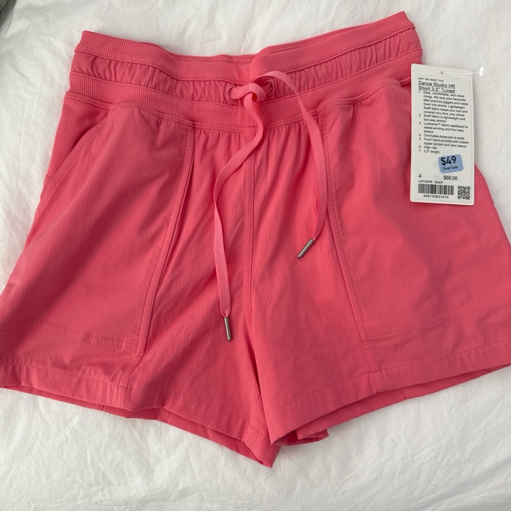 Women's Lululemon Peach Drawstring Shorts
